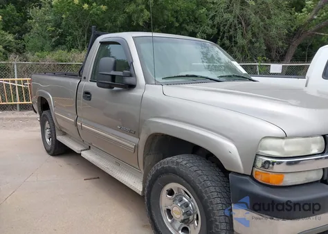 2002 Chevrolet Silverado 2500Hd Ls from USA, damaged, VIN 1GCHC24UX2Z112497